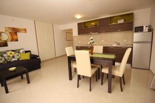 Wohnung in Baška mit Grill und gemeinsamem Pool - Baška (Bescanuova) - 8
