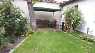 Haustierfreundliche Ferienwohnung mit Garten - Rathenow - 1