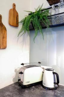 Kunstvolles Apartment im Zentrum mit Balkon und Parkplatz - 3