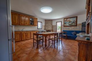 Agriturismo DE ROSA RELAX E BENESSERE NEL VERDE A DUE PASSI DAL MARE - La Sdriscia - 3