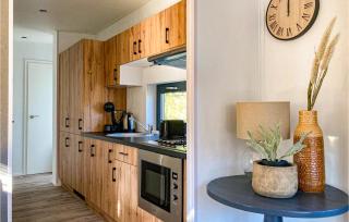 Stunning Home In Heinkenszand With Wifi - 5