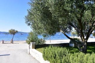 Apartment für Paare, nur einen Steinwurf vom Strand entfernt - Biograd na Moru - 0