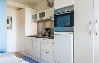 Cozy Apartment In Allinge With Wifi - 5