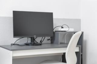 Tolles Design, hochwertig, Vollausstattung, 3 Zimmer, großes Bad & Gäste-WC, große Küche, 3 x Smart TV, 11 min zum Hbf Duisburg - 2