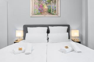 Tolles Design, hochwertig, Vollausstattung, 3 Zimmer, großes Bad & Gäste-WC, große Küche, 3 x Smart TV, 11 min zum Hbf Duisburg - 7