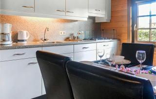 3 Bedroom Stunning Home In Rheezerveen - Rheezerveen - 5