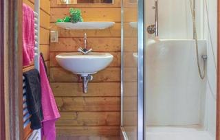 3 Bedroom Stunning Home In Rheezerveen - Rheezerveen - 3