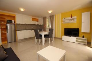 Wunderschöne Wohnung in Baška mit Grill und gemeinsamem Pool - Baška - 7