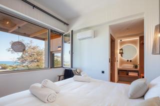 KaYa SeaView Residence - Bali - 8
