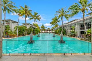 'Resort Swim-out' Sunshine, Sand, and Poolside Serenity - Craiglie - 9