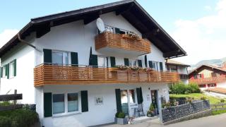 Loftähnliche Ferienwohnung mit Bergbahntickets - Berg - 9