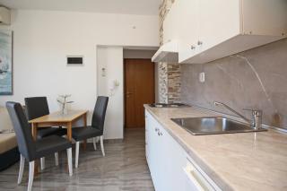 Modern eingerichtete Apartment für 4 Personen, Klimatisiert, freie Parkplatz und Wi-fi, Grillmögligkeit - Baška (Bescanuova) - 7