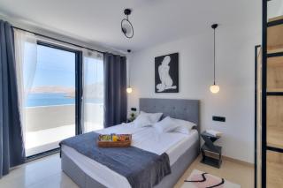 House Silence - Stinica - 2