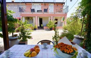 Ferienwohnung in Đuba mit Garten, Terrasse und Grill - Umag - 0