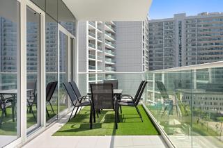 Beautiful 2BR APT with Gym and Pool - Dubai - 7