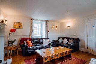 The Manor House - Lydstep - 2