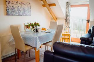 Seascape Cottage - Lydstep - 0