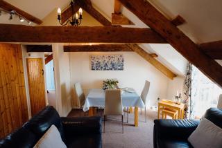 Seascape Cottage - Lydstep - 9