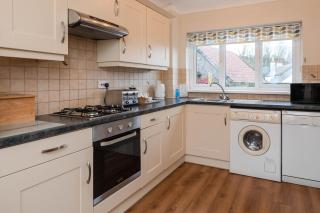 Dolphin Cottage - Lydstep - 8