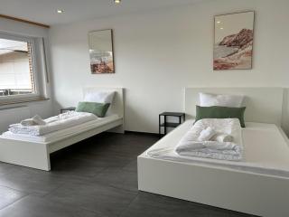 O107 XXL I 160m2 I Kamin I Balkon I 2 WC I Kücheninsel - Ibbenbüren - 9