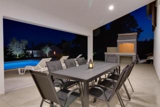 Schöne Villa Piljan mit einem privaten Pool - Bokordići - 1
