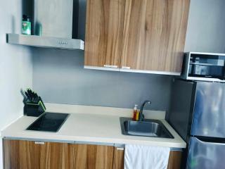 Studio & 1 Bedroom - Poblacion Makati - Manila - 7