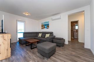 LUXURY BEACHFRONT PARADISE Vir - Vir - 2