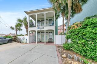 Blue Turtle Beach House by Emerald Coast Retreats - 0