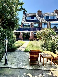 Luxury home in quiet neighbourhood near beach - The Hague - 9