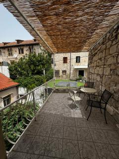 Kolbe Hvar Piazza Apartment - Hvar - 2