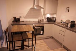 City Centre - Modern Apartment - Liverpool - 5