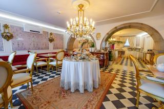 Boutique Hotel Teatro - 1