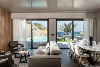 Made By The Sea Villas 9 BDRM - Ligaria - 4