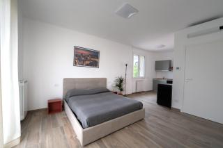 Villa Zina - Apt Rosso - 10 min from city centre and airport - Bergamo - 9