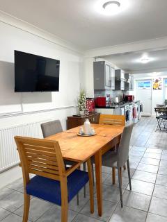 12 Penn Gardens - Apart 3 - Friern Barnet - 2
