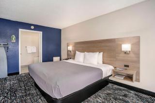 Rodeway Inn - Grand Haven - 1