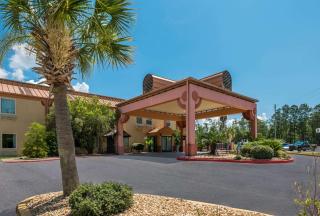 Econo Lodge Inn & Suites - Diamondhead - 6