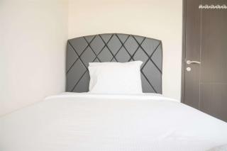 Comfortable and Homey 2BR Belmont Residence Puri Apartment By Travelio - Jakarta - 4
