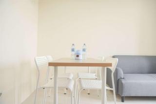 Comfortable and Homey 2BR Belmont Residence Puri Apartment By Travelio - Jakarta - 2