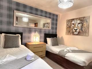 Primrose 18 Hot Tub-Tenby - Carmarthen - 2