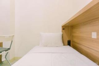 Minimalist and Best Deal 2BR Green Pramuka City Apartment By Travelio - Jakarta - 7