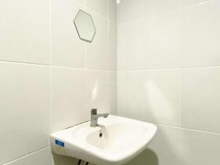 Modern and Nice 2BR at Patraland Urbano Apartment By Travelio - Bekasi - 4