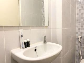 Homey and Restful Studio Room Tokyo Riverside PIK 2 Apartment By Travelio - 7