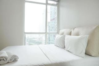 Comfort and Minimalist 3BR Apartment at Bellagio Residence By Travelio - 0