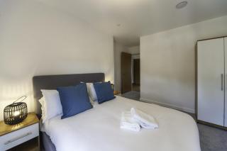 Lovely 2 Bedroom Apartment in Central Ashford - 3