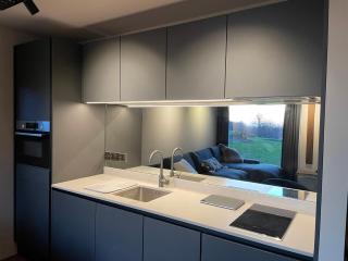 Luxury Container Lodge - Bristol - 8