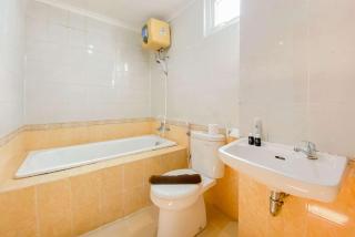 Cozy Stay Studio Room Grand Palace Kemayoran Apartment By Travelio - Jakarta - 6