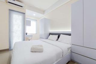 Good Deal and Homey Studio Apartment at B Residence By Travelio - Tangerang - 9