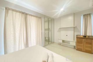 Elegant and Comfort 2BR Apartment at The Mansion Kemayoran By Travelio - Giacarta - 8