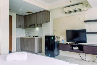 Nice and Comfort Studio at Great Western Apartment By Travelio - 9